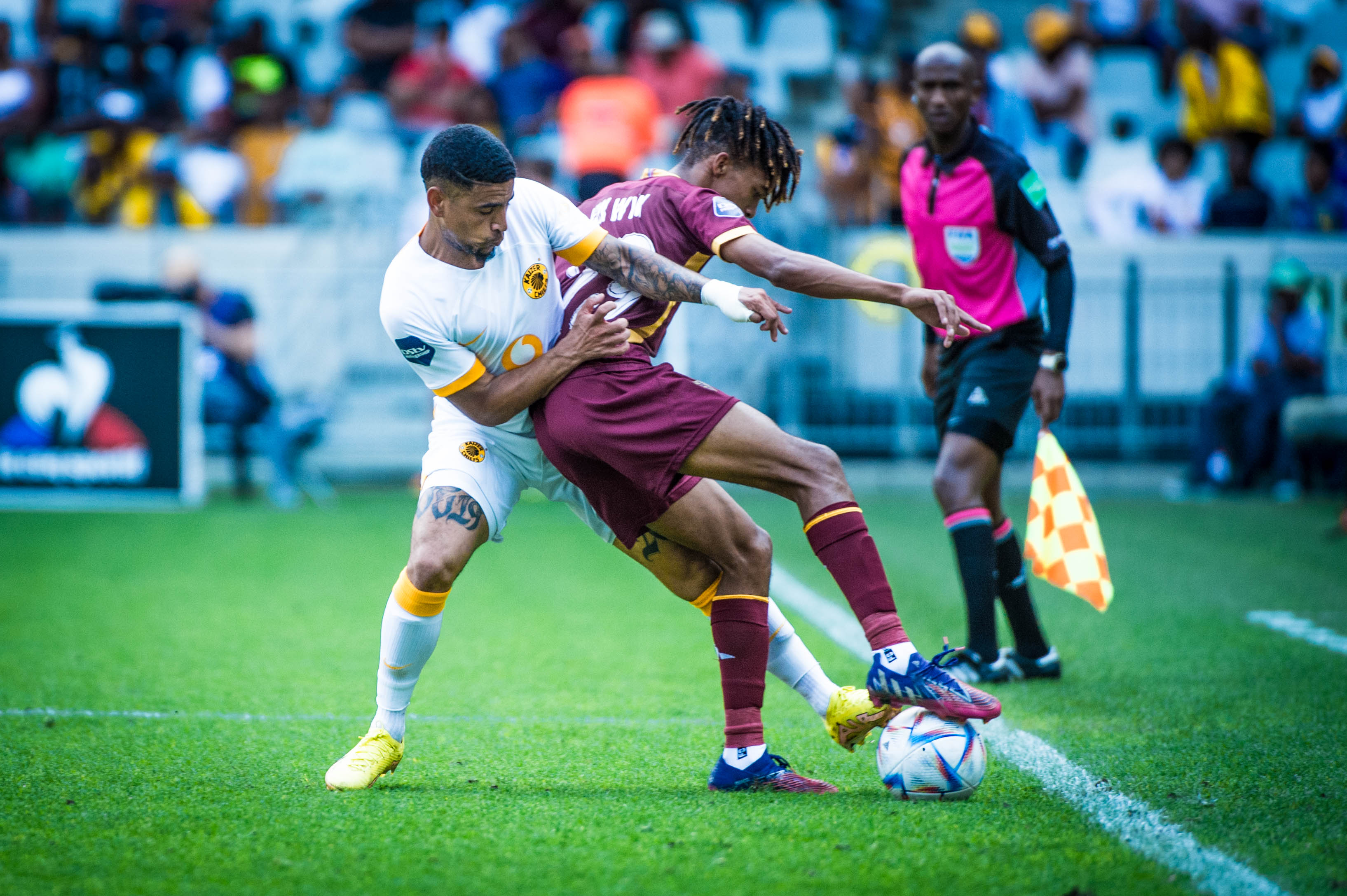 Kaizer Chiefs welcome Stellenbosch to the FNB Stadium for a DStv Premiership clash on Saturday evening